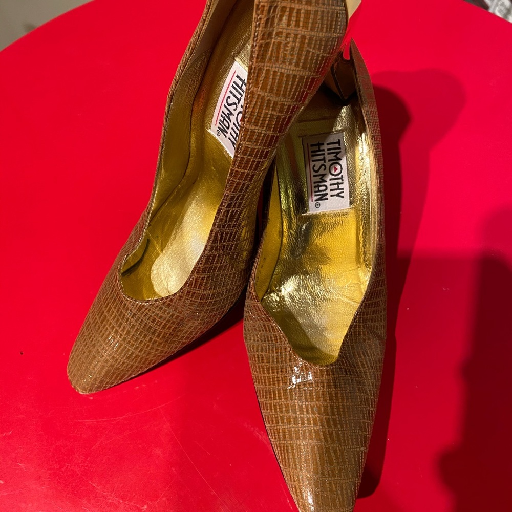 Beige Textured Gold Healed Pumps